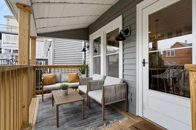 2241 W Foster Avenue, Chicago, IL 60625 - Photo 24