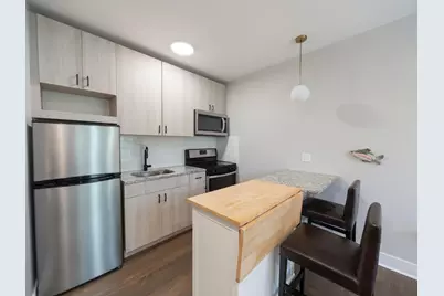 4004 N Bell Avenue #2C, Chicago, IL 60618 - Photo 2