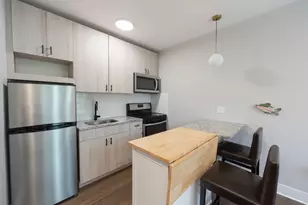 4004 N Bell Ave, Chicago, IL 60618 - Photo 2