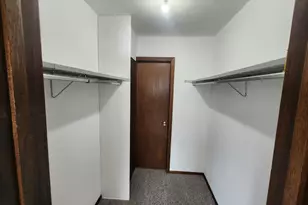 1 Stony Creek Dr, Palos Hills, IL 60465 - Photo 18