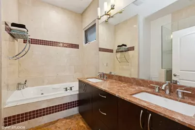 2651 W Haddon Avenue #2, Chicago, IL 60622 - Photo 8
