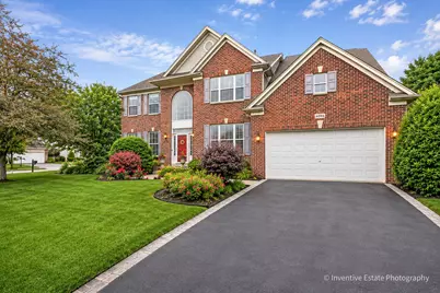 6096 Russell Drive, Hoffman Estates, IL 60192 - Photo 2