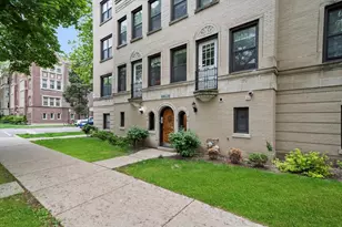 6300 N Rockwell St, Chicago, IL 60659 - Photo 22