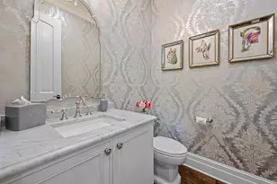 1150 W Keswick Ln W, Lake Forest, IL 60045 - Photo 36
