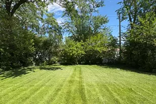 443 Grosvenor Pl, Chicago Heights, IL 60411 - Photo 12