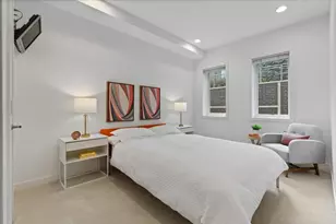 460 W Superior St, Chicago, IL 60654 - Photo 30