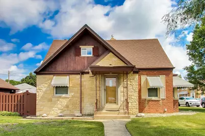 5300 N Oconto Avenue, Chicago, IL 60656 - Photo 1