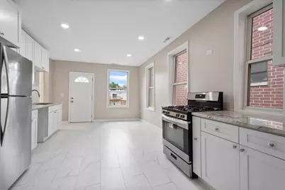 1831 N California Avenue, Chicago, IL 60647 - Photo 4