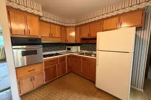 915 16th St, Mendota, IL 61342 - Photo 4