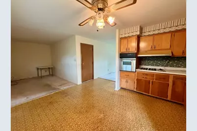 915 16th Street, Mendota, IL 61342 - Photo 6