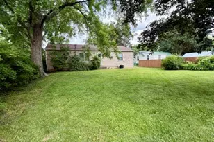 915 16th St, Mendota, IL 61342 - Photo 14