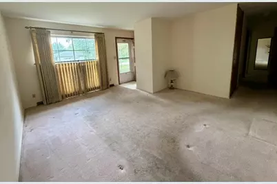915 16th Street, Mendota, IL 61342 - Photo 2