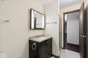 510 W Rockland Rd, Libertyville, IL 60048 - Photo 18