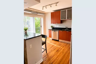 2002 W Birchwood Avenue #3, Chicago, IL 60645 - Photo 4