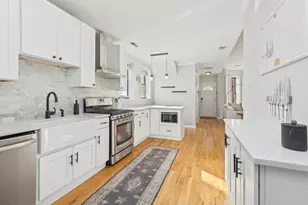 2427 N Seminary Ave, Chicago, IL 60614 - Photo 6