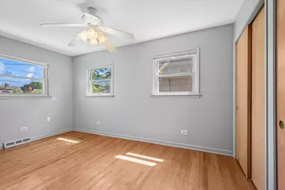 5832 Capulina Avenue, Morton Grove, IL 60053 - Photo 12
