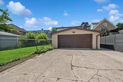 5832 Capulina Avenue, Morton Grove, IL 60053 - Photo 26