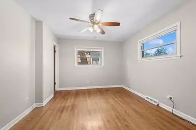 5832 Capulina Avenue, Morton Grove, IL 60053 - Photo 8