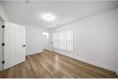 639 N Leamington Avenue, Chicago, IL 60644 - Photo 36