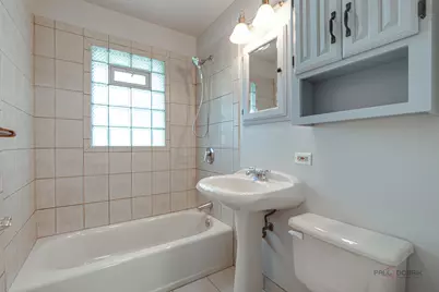 2508 Highland Drive, Lindenhurst, IL 60046 - Photo 20