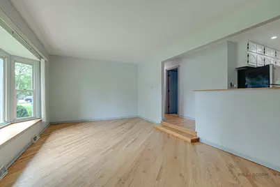 2508 Highland Drive, Lindenhurst, IL 60046 - Photo 4