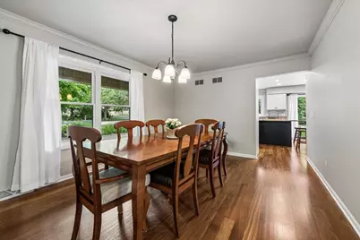 1040 N Charles Street, Naperville, IL 60563 - Photo 6