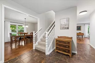 1040 N Charles St, Naperville, IL 60563 - Photo 2