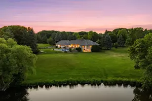 1615 Northridge Dr, Wayzata, MN 55391 - Photo 2