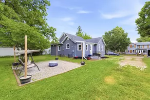 207 E Jefferson Ave, Hampshire, IL 60140 - Photo 14