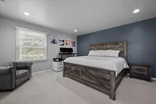 685 Wicklow Rd, Deerfield, IL 60015 - Photo 12