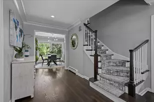 685 Wicklow Rd, Deerfield, IL 60015 - Photo 2