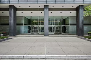 900 N Lake Shore Dr, Chicago, IL 60611 - Photo 10