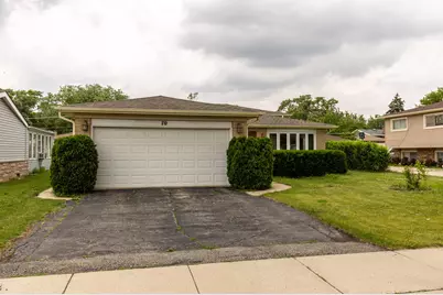 70 Dover Drive, Des Plaines, IL 60018 - Photo 2