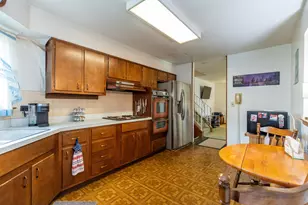70 Dover Dr, Des Plaines, IL 60018 - Photo 14