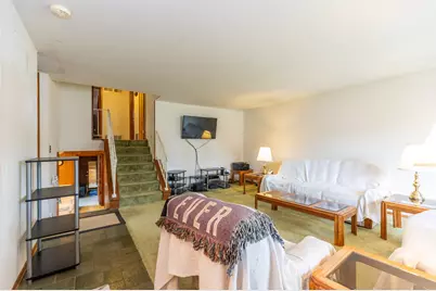70 Dover Drive, Des Plaines, IL 60018 - Photo 6