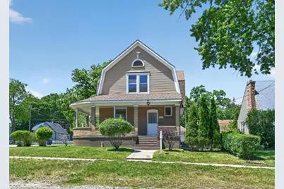 558 N Crystal Street, Elgin, IL 60123 - Photo 2