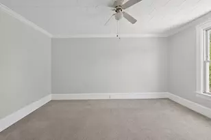 558 N Crystal St, Elgin, IL 60123 - Photo 20