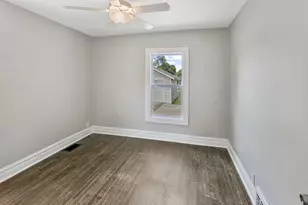 1518 Melrose Ave, Waukegan, IL 60085 - Photo 12