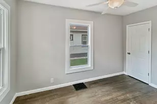 1518 Melrose Ave, Waukegan, IL 60085 - Photo 6