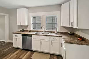1518 Melrose Ave, Waukegan, IL 60085 - Photo 8