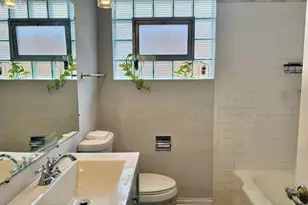 2209 Burr Oak Ave, North Riverside, IL 60546 - Photo 8