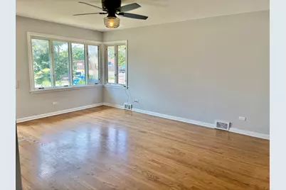 2209 Burr Oak Avenue, North Riverside, IL 60546 - Photo 2