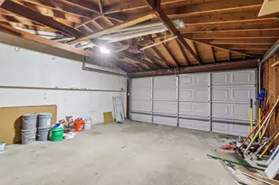 15631 East End Ave, Dolton, IL 60419 - Photo 46