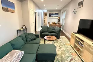 1019 N Ridgeway Ave, Chicago, IL 60651 - Photo 4