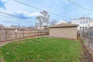 1019 N Ridgeway Ave, Chicago, IL 60651 - Photo 22