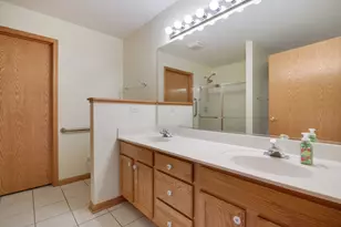 639 Hampshire Dr, Hampshire, IL 60140 - Photo 14