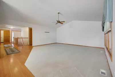 639 Hampshire Drive, Hampshire, IL 60140 - Photo 6
