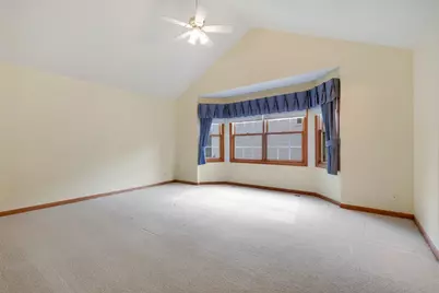 639 Hampshire Drive, Hampshire, IL 60140 - Photo 12