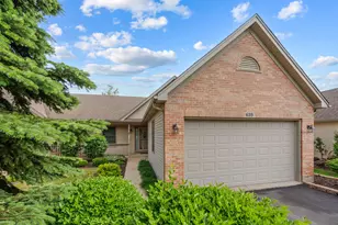 639 Hampshire Dr, Hampshire, IL 60140 - Photo 1
