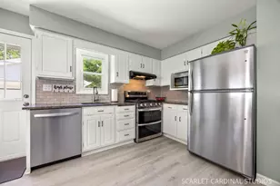 434 E Highland Ave, Villa Park, IL 60181 - Photo 10